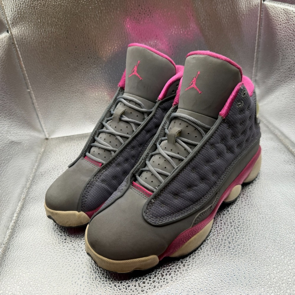 Size 6.5Y Jordan 13 Retro Cool Gray Fusion Pink (GS) Girls Sneakers 439358-029 - Picture 4 of 10
